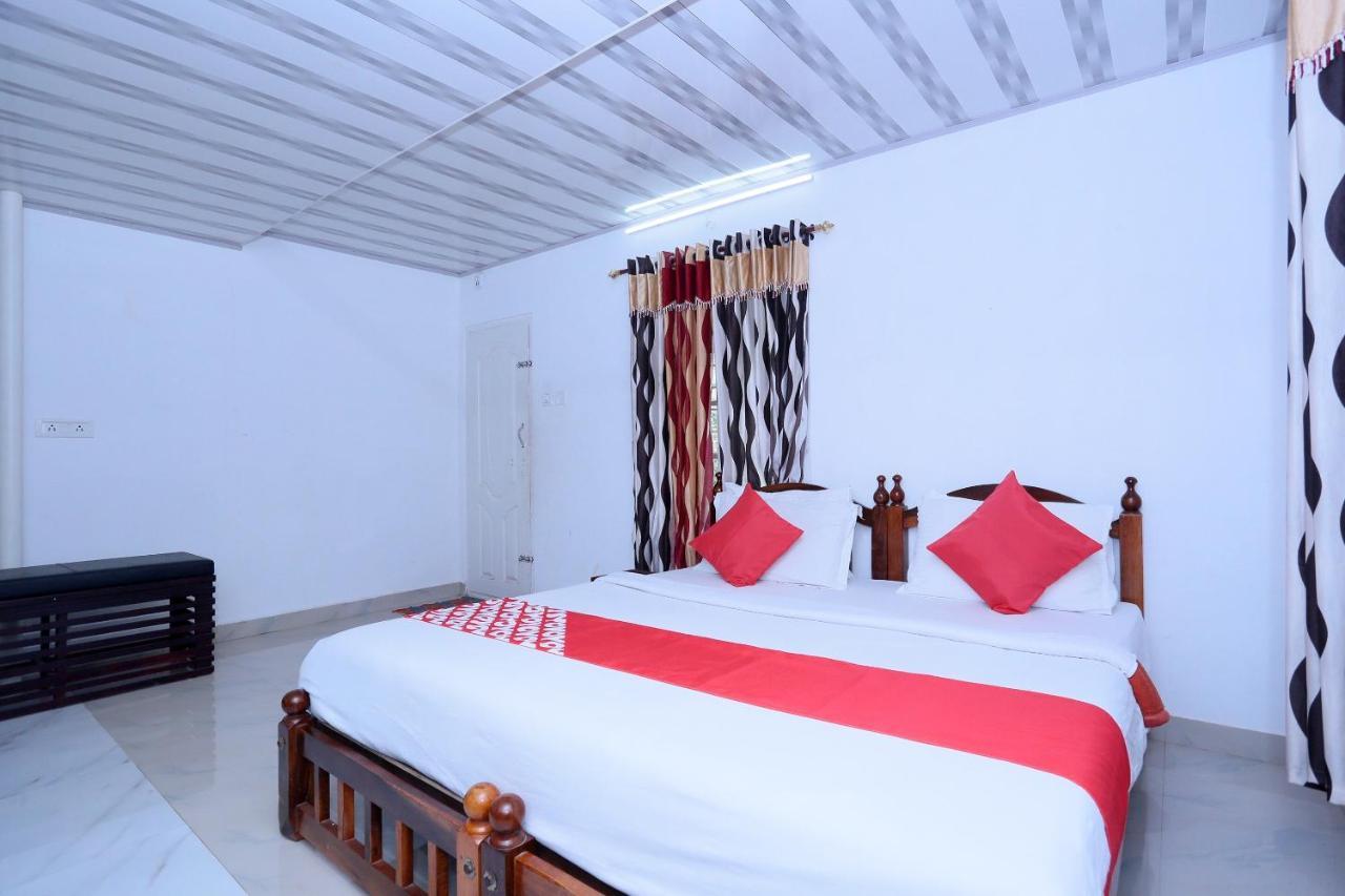 Oyo Flagship Hotel Munnar Kairali ภายนอก รูปภาพ